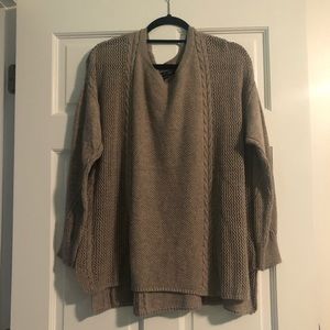 American Eagle sweater